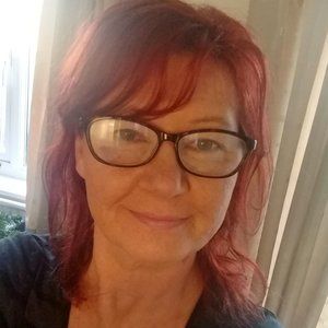 Meet your Posher, Helen